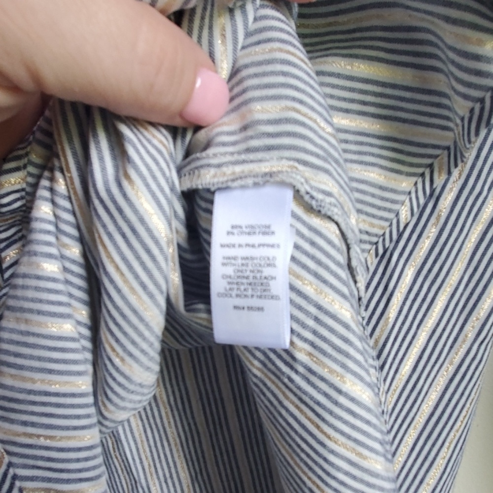 Express Blouse - Picture 7 of 7